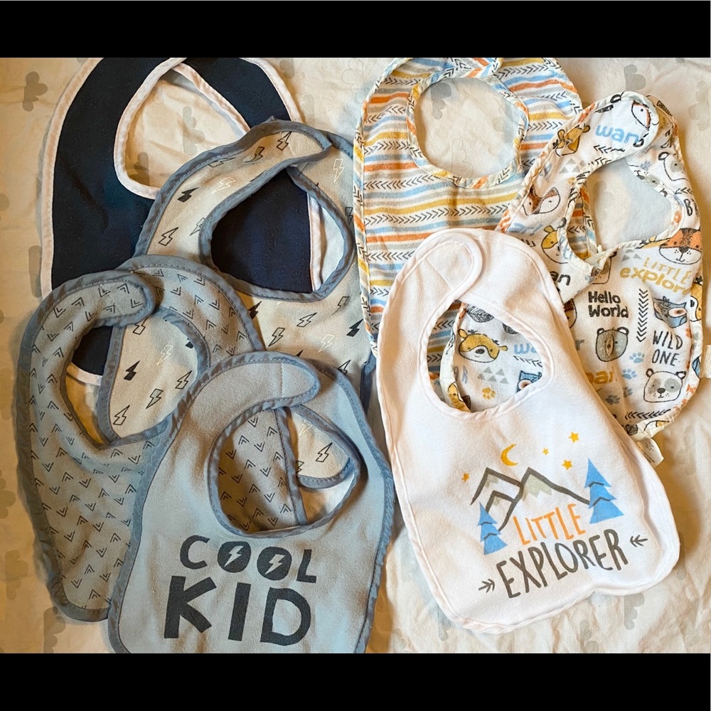 Bundle of bibs